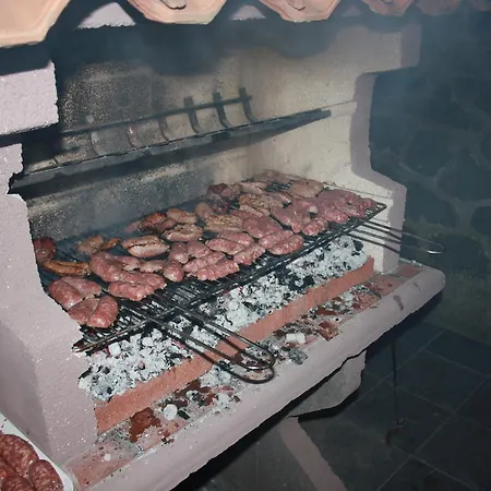 Castel Di Gufi *