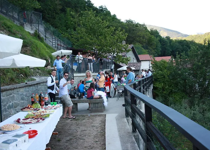 Castel Di Gufi Feriehus